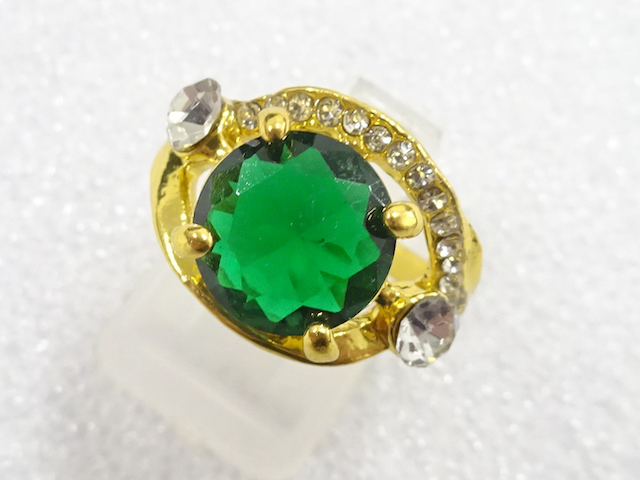 JAPANESE KIMONO / ANTIQUE COLORED STONE RING (SIZE 13)